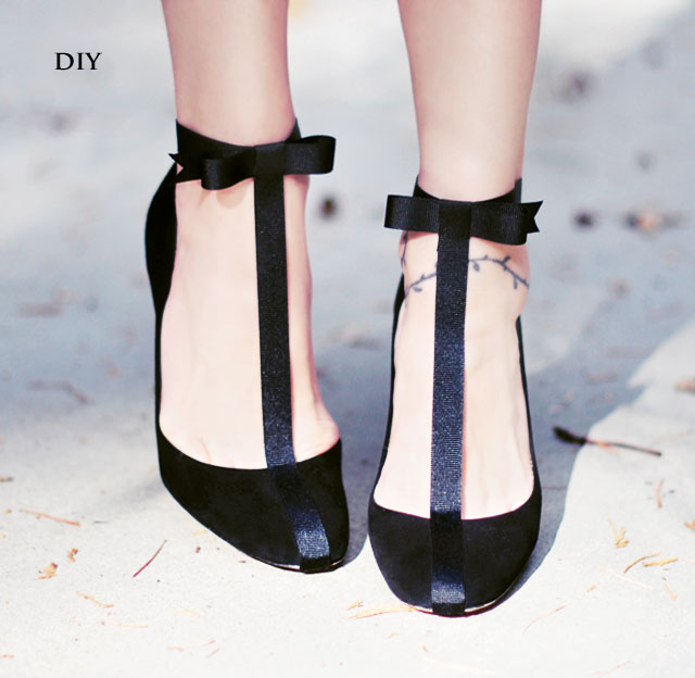 Holiday Shoes With T-Straps And Ankle Bows