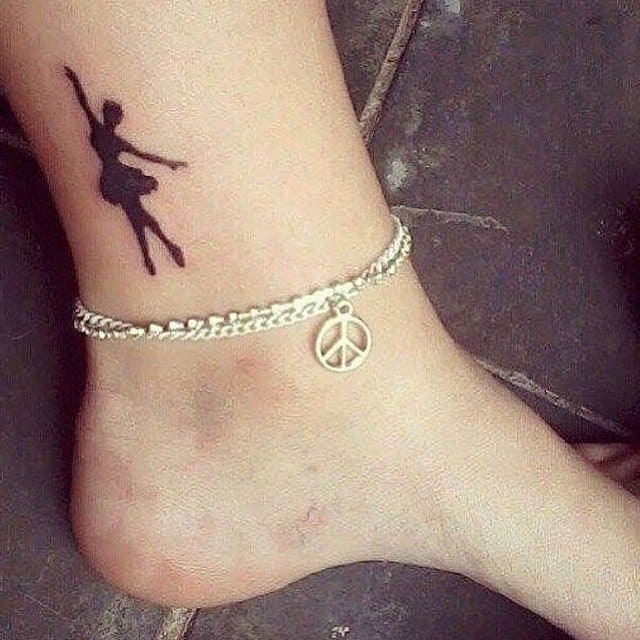 33 Judgement-Free Tiny And Subtle Tattoo Designs - Ritely