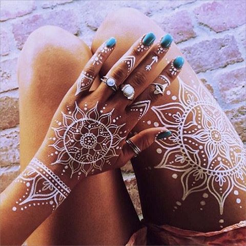 97 Jaw-Dropping Henna Tattoo Ideas That You Gotta See