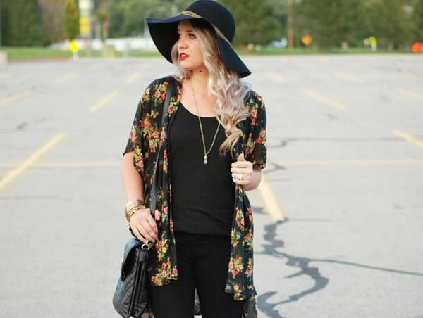 Kimono outfit with many fashionable style
