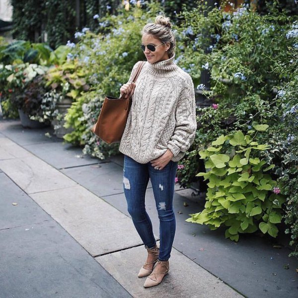 15 Best Tips on How to Wear Chunky Knit Sweater - FMag.com