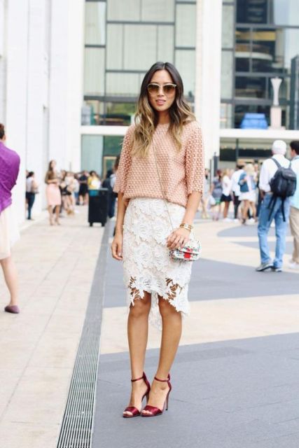 20 Elegant Lace Skirt Outfit Ideas - InspoMag