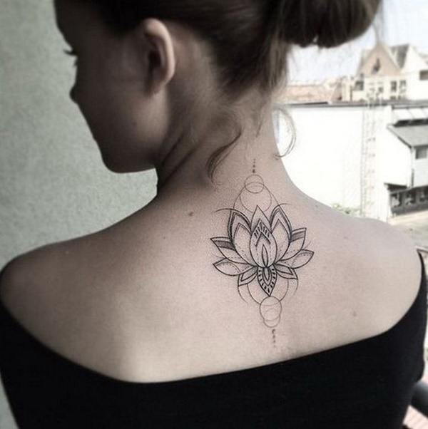 83 Attractive Back Tattoo Designs For Women
