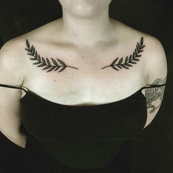 50 Stunning Collar Bone Tattoos For Women And Men