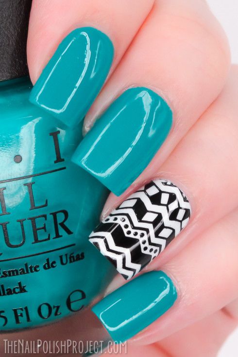 What Im Wearing Now: Tribal Accent Nail | Beauty and hair