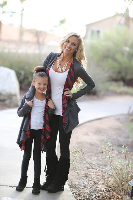Gorgeous Mom and Daughter Matching Winter Outfit Styling u2013 Designers