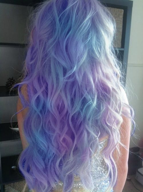 25 Gorgeous Mermaid Hair Color Ideas photo BubbleGothPrincess