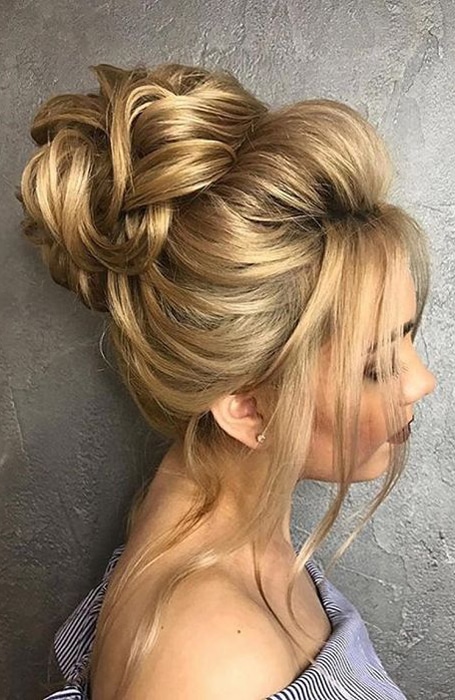 The Best Messy Bun Hairstyles for Every Hair Length - The Trend Spotter
