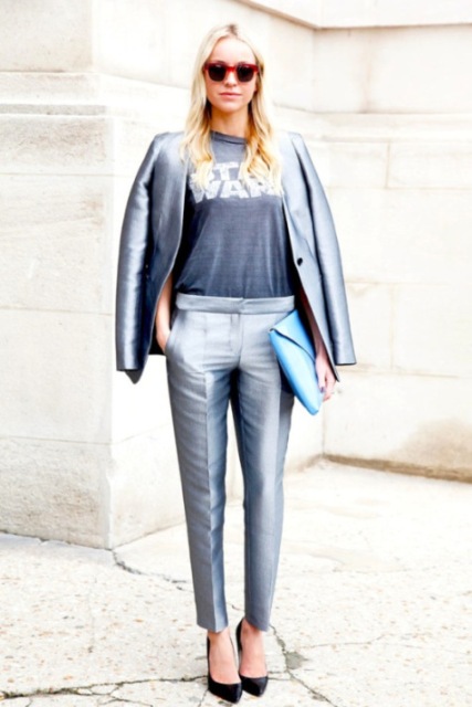 21 Metallic Pants Outfits For Fashionable Ladies - Styleoholic