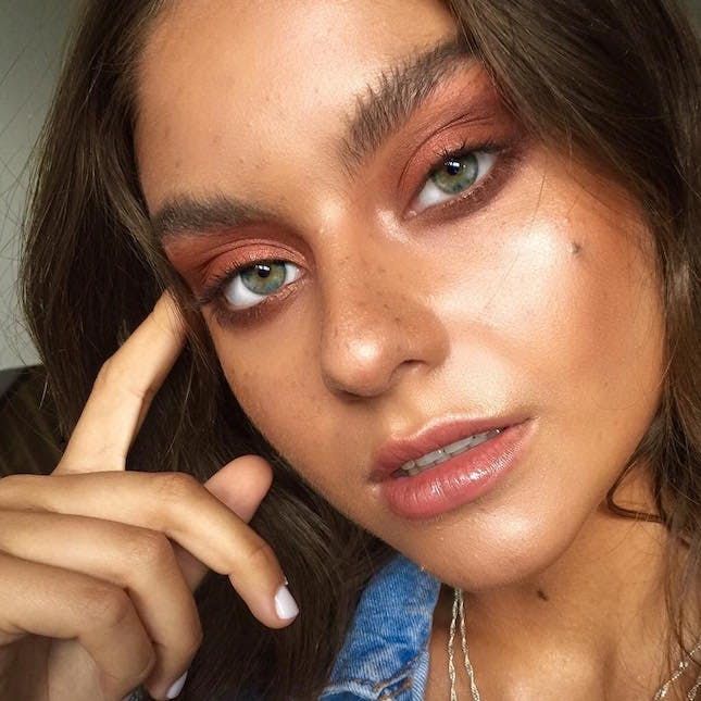 13 Ways to Nail the Monochromatic Makeup Trend This Fall | Brit + Co