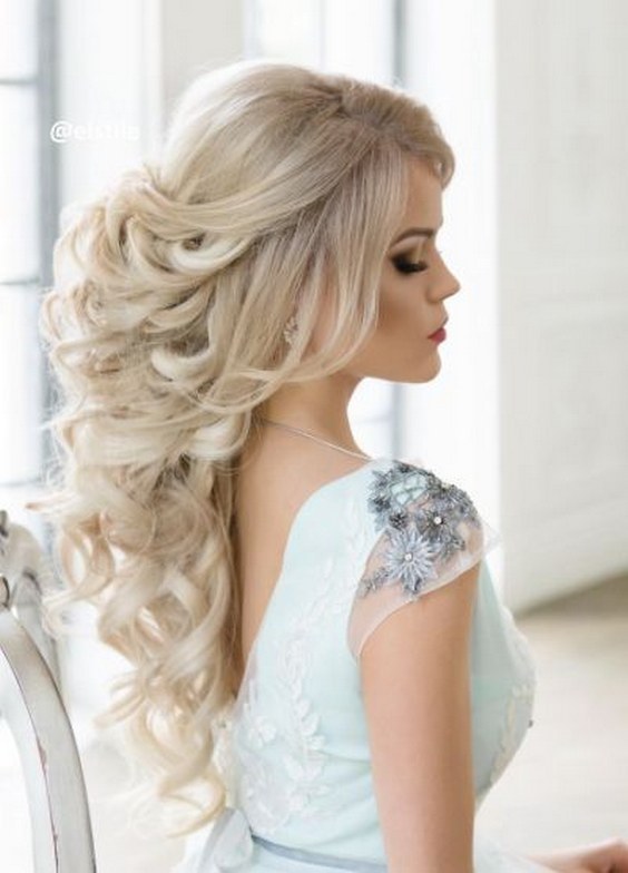 The Most Romantic Wedding Hairstyles Ideas Just For You 24 - Nona Gaya