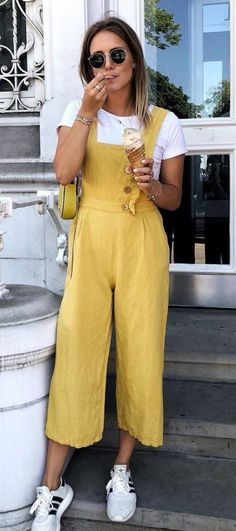 451 Best Yellow Outfits images in 2019 | Chic clothing, Fashion