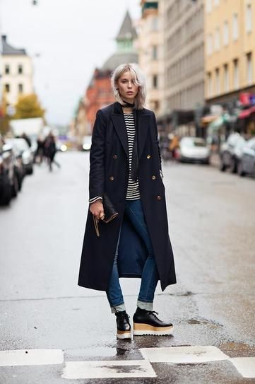 25 Perfect Ways to Style a Navy Blue Coat | Fall & Winter Outfit