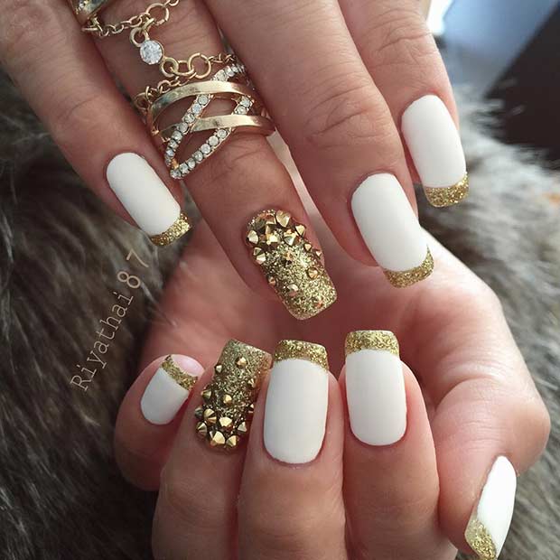 31 Snazzy New Year's Eve Nail Designs | StayGlam