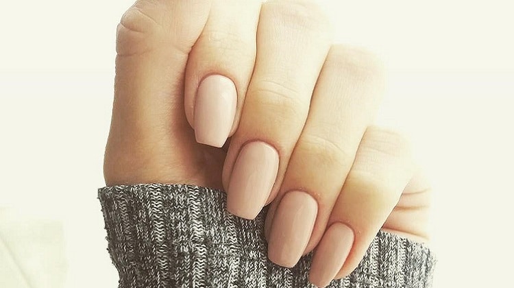 10 Fabulous Nude Nails To Complement Your Back to School Outfits