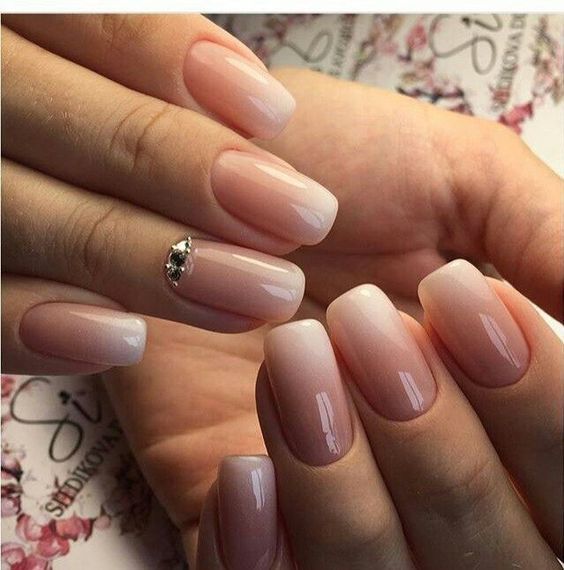 30+ Ombre Nail Arts That You Will Love | Well Manicured Nails
