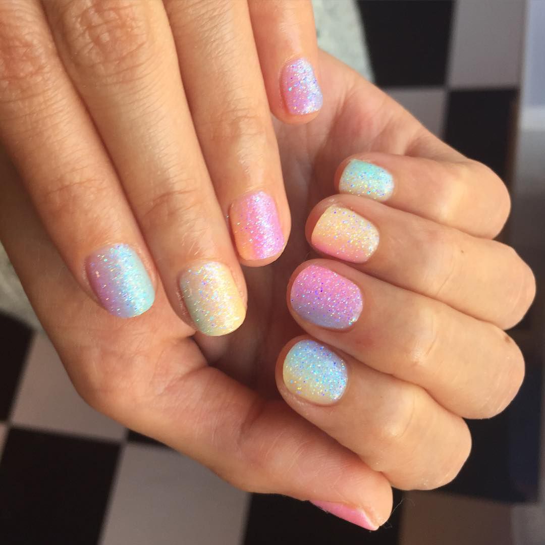 12 Best Ombre Nail Art Designs - Cute Ideas for Ombre Nails