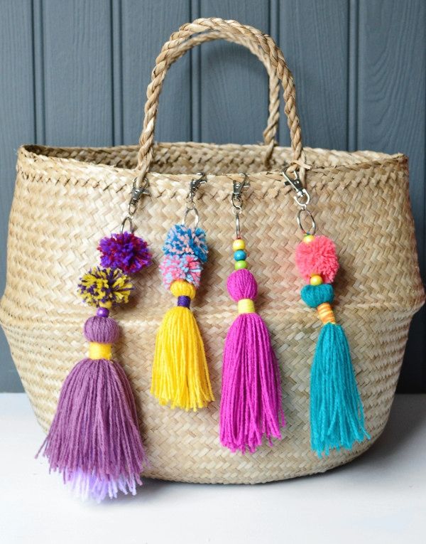 12 Fun And Beautiful Pom Pom Crafts - Page 4 of 4 | Diy Home Jewelry