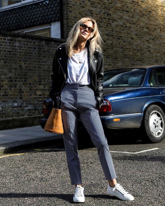 Are Plaid Pants The Best Trend Of 2018 Or What?! u2013 The Fashion Tag Blog
