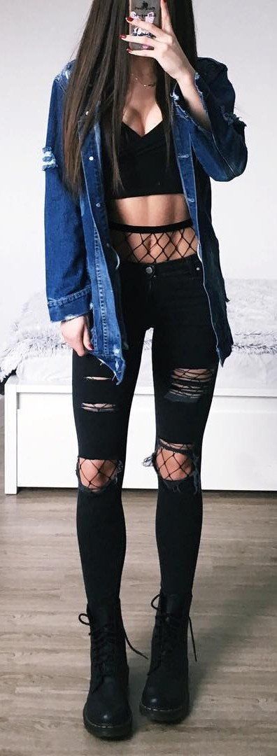20+ Grunge Outfits How To Wear Fishnet Tights/Stockings Under Ripped