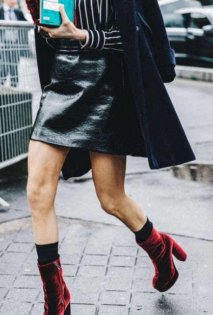 14 Best Tips on How to Style Velvet Boots - FMag.com