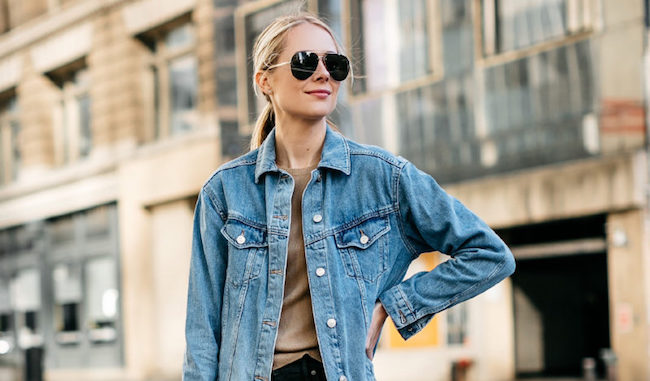 6 Ways to Style an Oversized Denim Jacket | The Everygirl