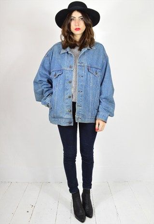 Oversized Denim Jacket Outfits For Ladies