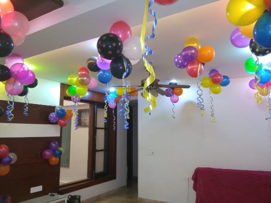 1000+ Balloon Decoration at Home Ideas and Videos | Quotemykaam