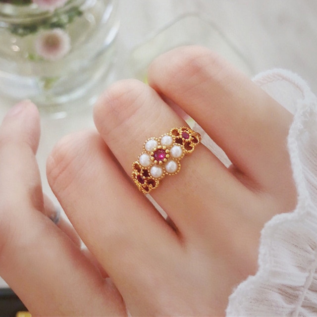 Cute Korean Rhinestone Pearl Metal Flower Rings for Women Adjustable
