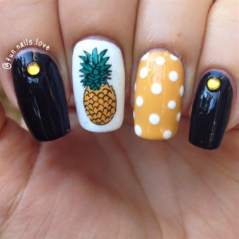 Pineapple - Nail Art Gallery