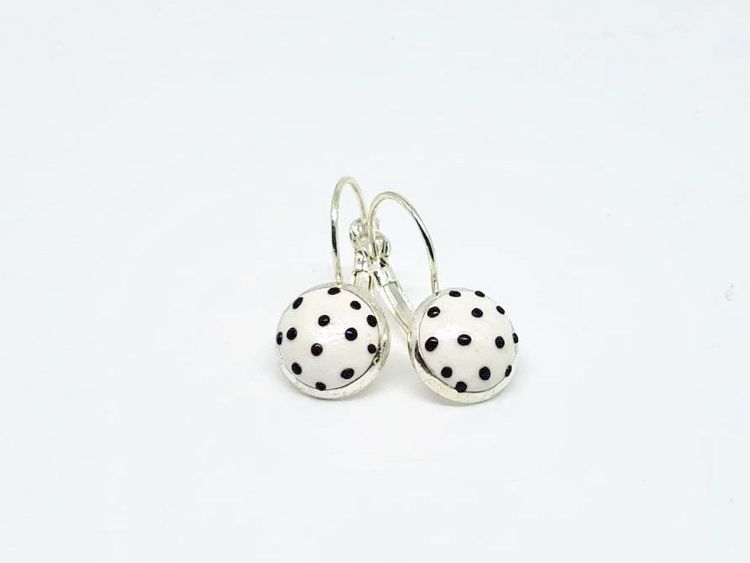 Small Polka dot dangle Earrings,Polymer Clay earrings,Chris