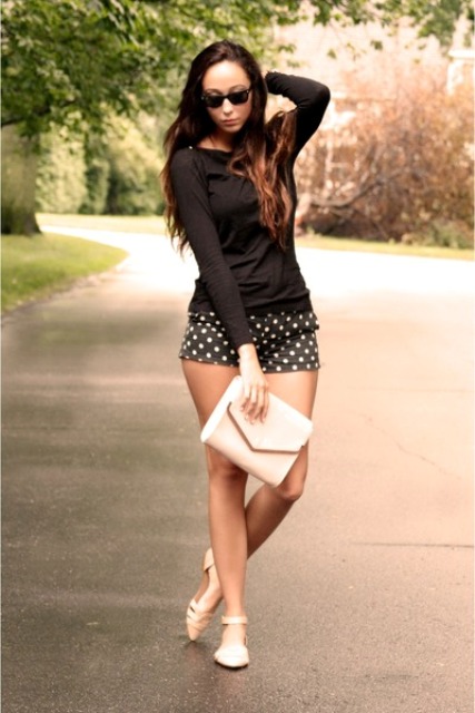 Polka Dot Shorts Outfits For Women