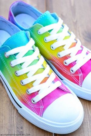 Rainbow Tie-Dye Shoes | CREATIVE THINGS | Tie dye shoes, How to dye