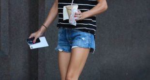 Picture Of Olivia Palermo Rocks Raw Hem Jean Shorts With A Striped
