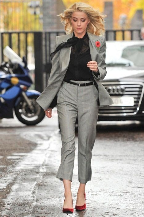 13 Cool Red and Grey Work Outfits To Get Inspired | Styleoholic