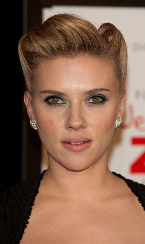 58 Scarlett Johansson Hairstyles, Haircuts You'll Love 2017