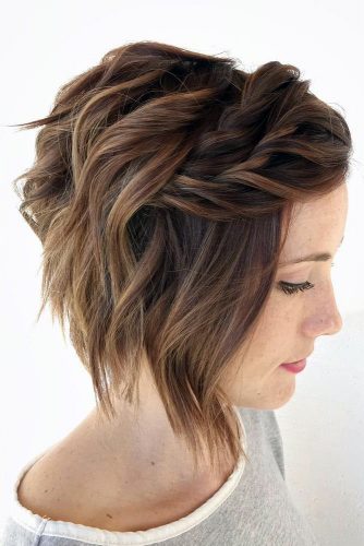 27 Short Hairstyles for a Christmas Party | LoveHairStyles.com