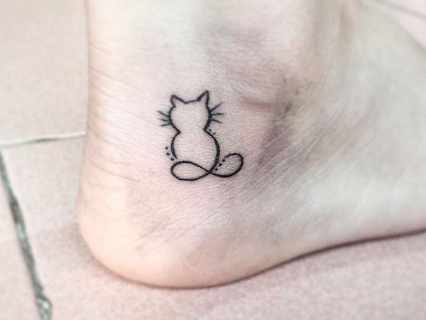 small cat tattoos ideas cute ankle tattoos for girls #tattoos #women