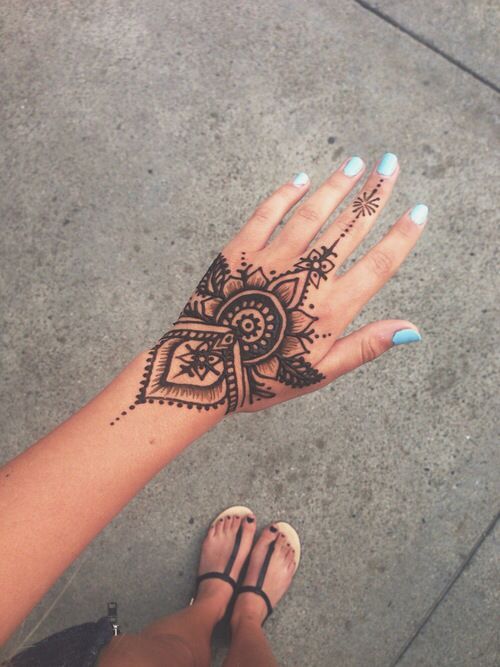 40 Delicate Henna Tattoo Designs | ALL TATTED UP ஐ | Pinterest