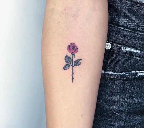 Small Rose Tattoos: 30+ Beautiful Tiny Rose Tattoo Ideas
