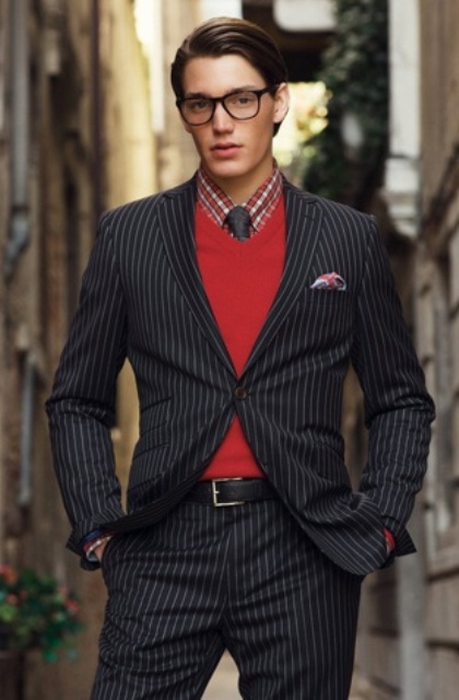 Picture Of elegant striped men outfits for work 16