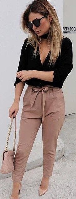 Love those beige tie front pants | Fashion | Outfits, Fashion