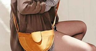 Picture Of Super Trendy Half Moon Bag Ideas To Try 18