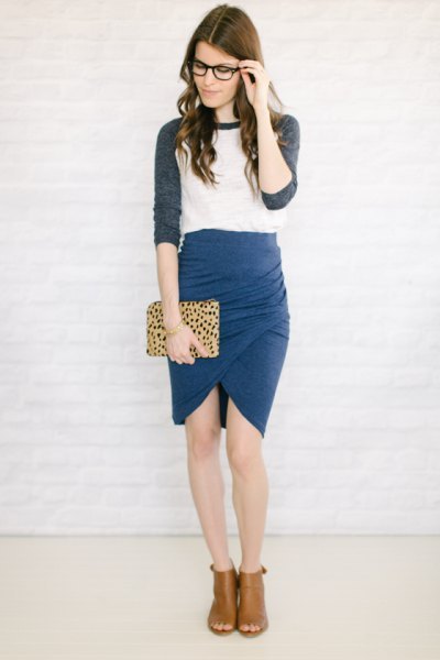 How to Wear Tulip Skirt: 15 Super Chic Outfit Ideas for Women - FMag.com
