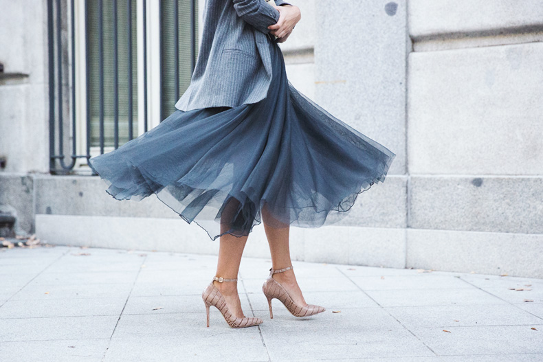 20 Ways Stylish Women Are Wearing Tulle Skirts | StyleCaster