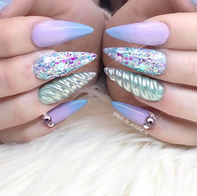 47 Playful Glitter Nails That Shines From Every Angle | nails