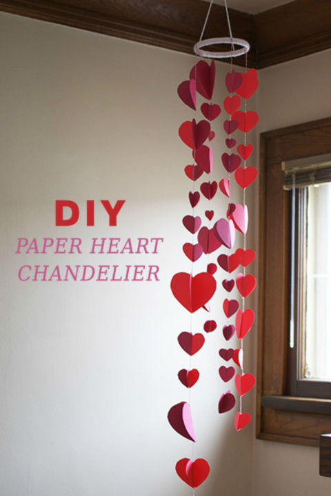 15 Awesome Ideas for Valentine's Day Decorations: 1. DIY Paper Heart