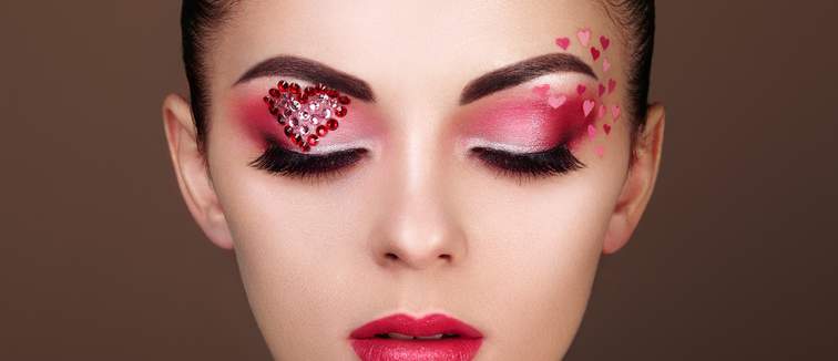 7 Date Night Makeup Ideas to Try this Valentine's Day | Cosmetify