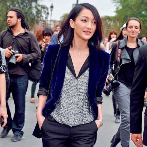 15 Awesome Velvet Jacket Outfits For Stylish Ladies - Styleoholic
