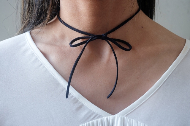 Very Easy-To-Make Bow Chokers